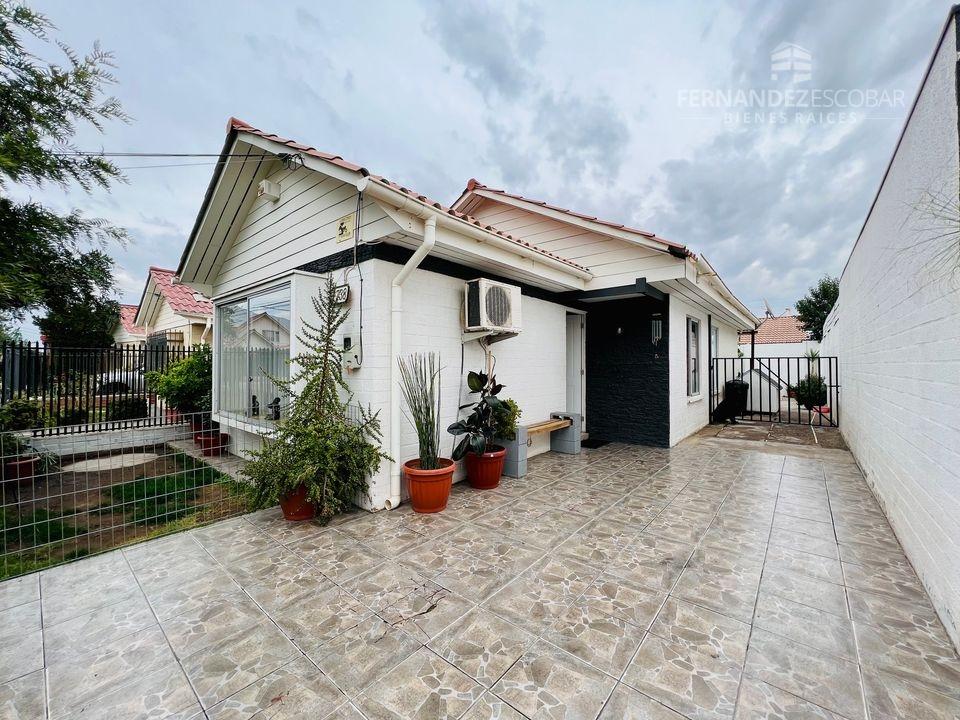 LOS ANDES - VENDE CASA 3D 2B - LOS PORTONES