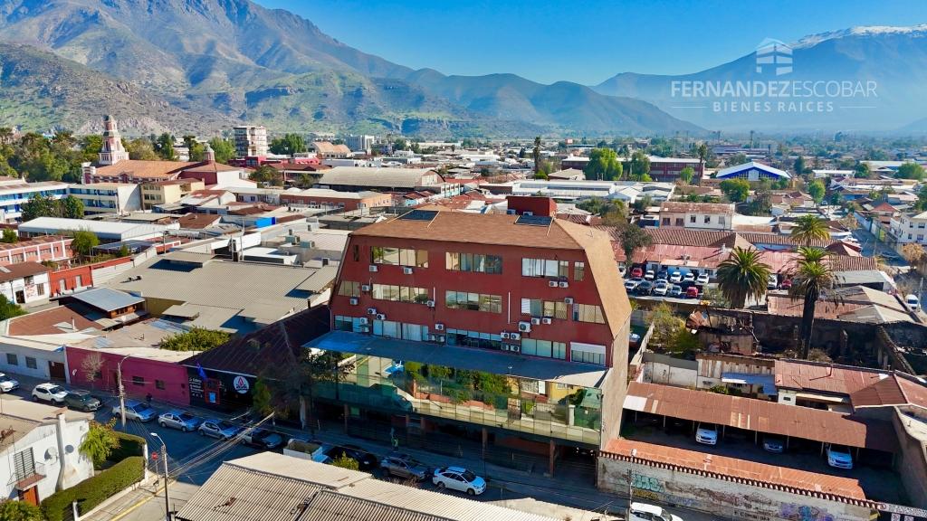 SAN FELIPE - ARRIENDO  Oficina de 139m2 - EDIFICIO MÉDICO PORTUS