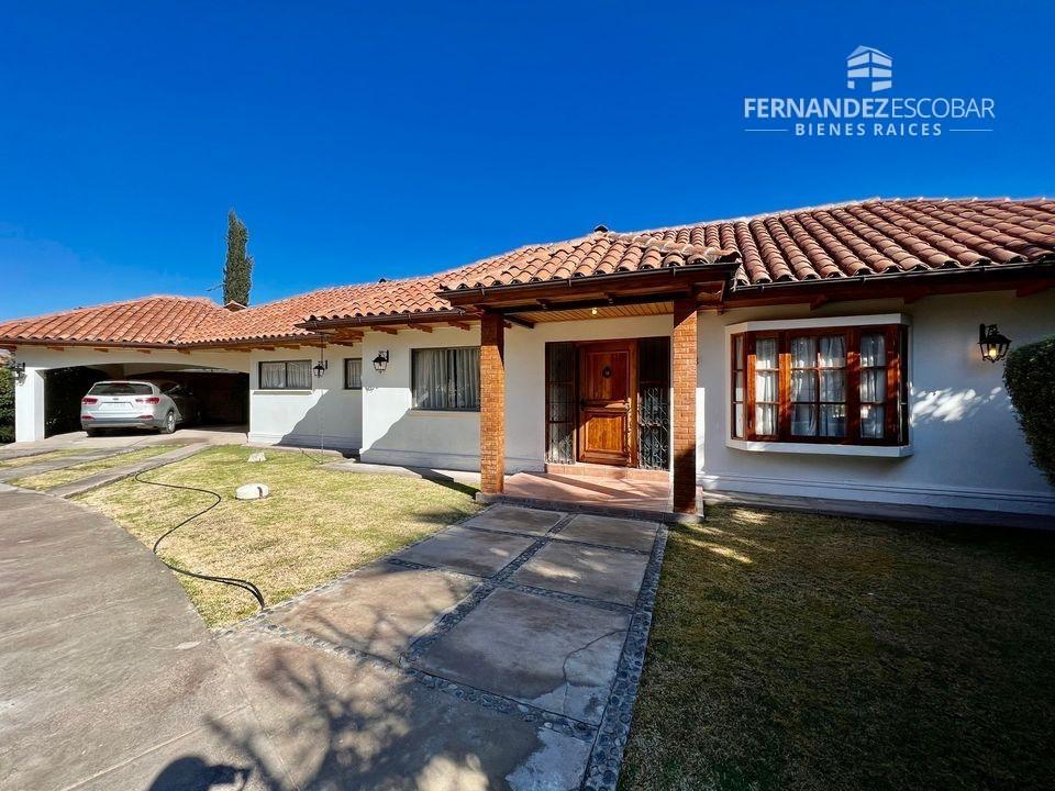 LOS ANDES - VENDE CASA 4D 2B PISCINA - COND. EL ENCANTO