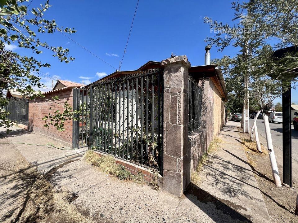 LOS ANDES - VENDE CASA 3D 2B - VILLA SOR TERESA