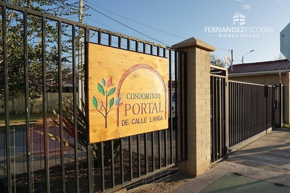 LOS ANDES - ARRIENDO CASA 3D 2B CONDOMINIO PORTAL CALLE LARGA