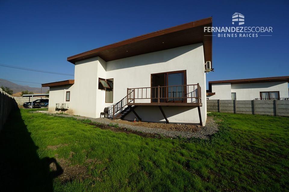 SAN ESTEBAN - SE VENDE CASA 3D 3B - LAS PARRAS