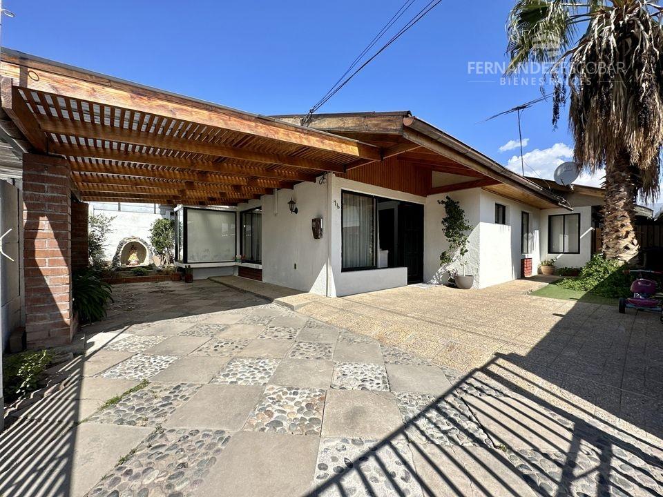 LOS ANDES - VENDE CASA 4D 3B 3E PISCINA - VILLA LOS AZULES